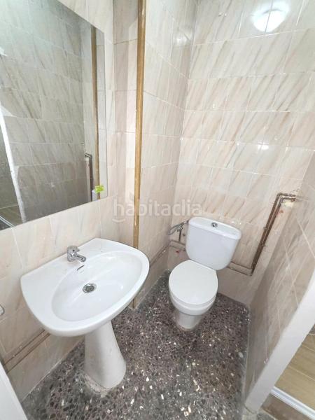 Foto 988ae24c-d6a3-4eca-a3cd-152bedba4236. Rez-de-chaussée dans Santa Rosa Santa Coloma de Gramenet