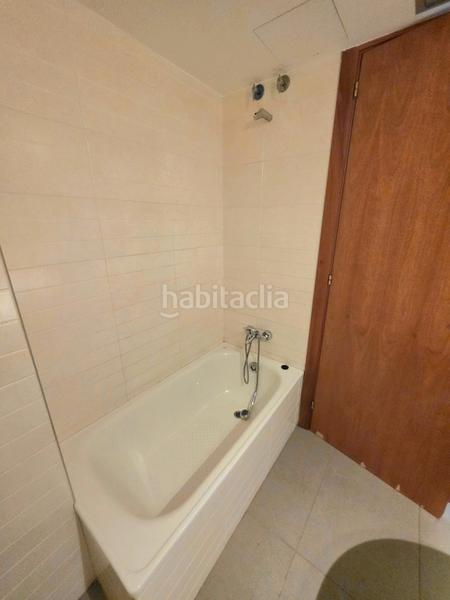 Foto 06b1dde3-bfd6-400e-a4e4-d78b8d78dcca. Penthouse with parking in Olesa de Montserrat