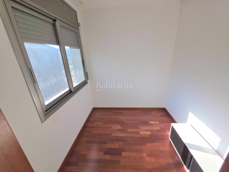 Foto 3e509395-c28c-4ec0-adf2-d873282bb189. Penthouse with parking in Olesa de Montserrat