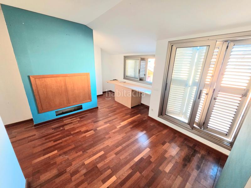 Foto 82dae0bd-368e-41bd-8ce4-0910d4bc5aa7. Penthouse with parking in Olesa de Montserrat