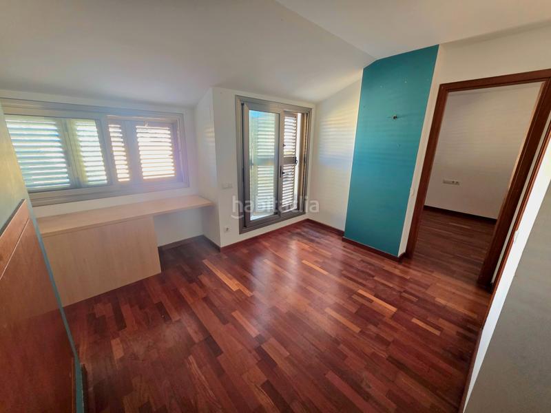 Foto c27a802a-d217-420c-84a4-6b576eaf562b. Penthouse with parking in Olesa de Montserrat