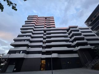 Parking coche en Carrer de cornell� 2. Oportunidad / plazas nuevas a buen precio