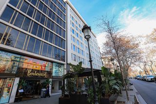 Aparcament cotxe a Passeig de Gràcia 55
