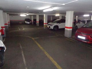 Parking coche  Carrer mare de d�u dels desemparats. Oportunidad por precio �/m� en plaza de aparcamiento grande (per