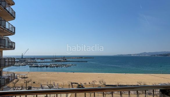 Foto 208f4146-7efe-45ba-bd56-a56a9868ec01. Apartament amb calefacció a Platja Gran Palamós