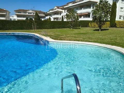 Foto 43f574ce-ffed-45e6-bc56-14fa36bddf07. Apartament amb calefacció piscina a platja de Pals Pals