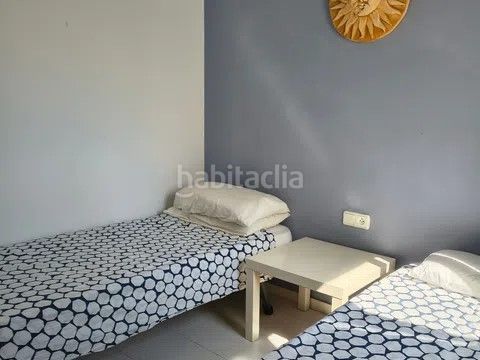 Foto a9558e20-9b07-4bce-a31a-94080d0aa3fd. Àtic amb piscina a Pals