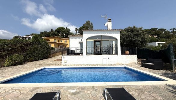 Foto 0f4eab78-2e56-43a3-9c80-80c55be1ad82. Casa amb calefacció piscina a Cabanyes-Mas Ambrós-Mas Pallí Calonge