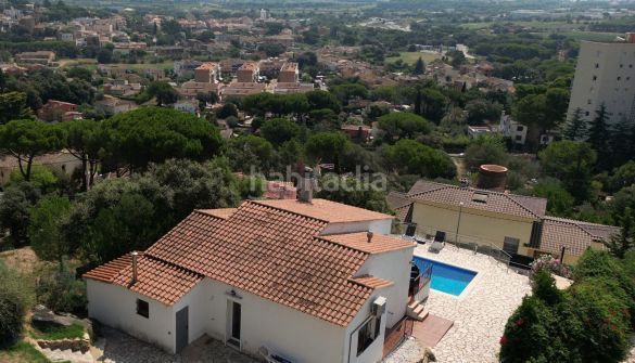 Foto 4e324009-94eb-4ef4-9a76-4757fa4786ca. Casa amb calefacció piscina a Cabanyes-Mas Ambrós-Mas Pallí Calonge