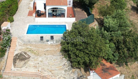 Foto d23dc72d-eb9f-42f8-9868-26fca4d0ff54. Casa amb calefacció piscina a Cabanyes-Mas Ambrós-Mas Pallí Calonge