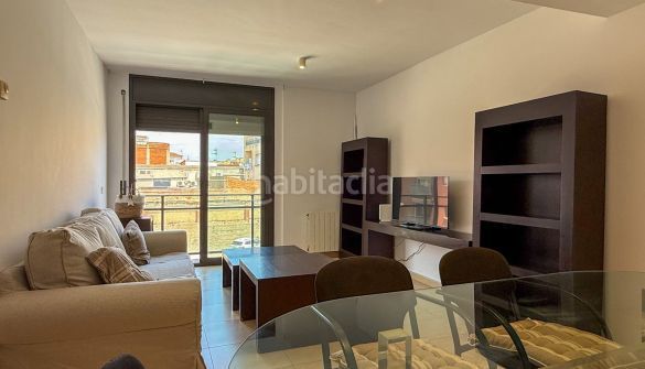 Foto dce6d08f-d25e-493e-bf8b-3308a6829a78. Dúplex amb calefacció a Avinguda Catalunya Palamós