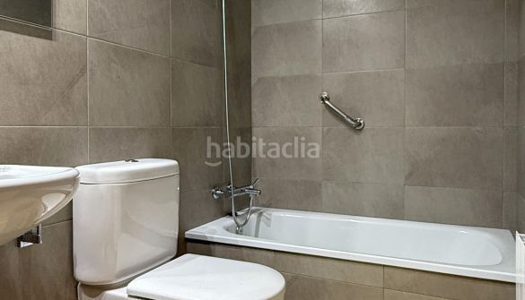 Foto f08463d0-1ce0-4e28-ac4e-547963083d59. Dúplex amb calefacció a Avinguda Catalunya Palamós