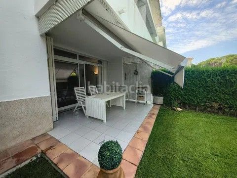Foto 44d33ec8-a4d7-4e66-bb9e-89b2046747f8. Apartament amb calefacció piscina a platja de Pals Pals