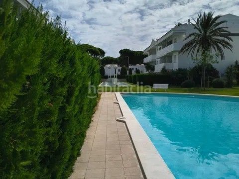 Foto 63b0a122-4b3f-4201-95fb-e0b2091a482b. Apartament amb calefacció piscina a platja de Pals Pals