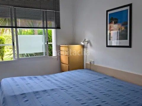 Foto b2f9d232-b693-4e00-aeb2-45bae50cec6c. Apartament amb calefacció piscina a platja de Pals Pals