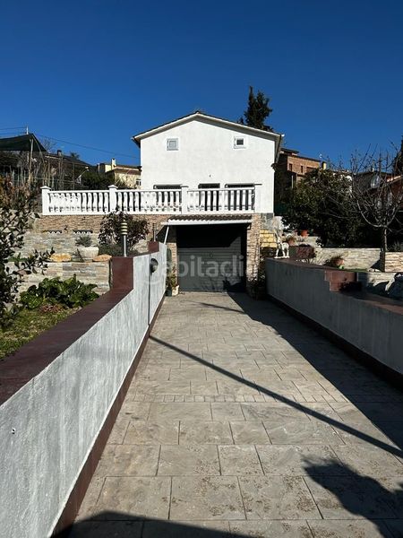 Foto d64f0ce9-21f7-47f3-9e88-1b0730658f52. Casa amb calefacció aparcament piscina a Lliçà d´Amunt