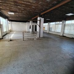Büro in Plaça mossèn anton 7d. Local con muchas posibilidades y acceso por 2 calles