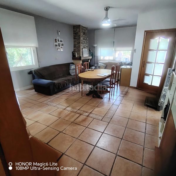 Foto a94473fe-3587-4d79-b25b-ed6d30cb1f65. Casa amb calefacció aparcament a Lliçà d´Amunt