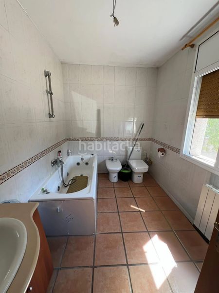 Foto df636106-ec68-4da2-9d8a-3d339a132c8a. Casa amb calefacció aparcament a Lliçà d´Amunt