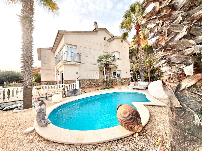 Foto 10e394af-77d7-4dcd-b322-a474c6bc853e. Maison avec cheminée chauffage parking piscine dans Tiana