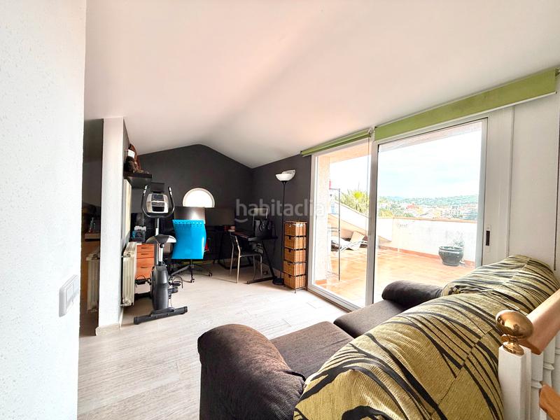 Foto 6936b52e-1a27-44d6-a814-1984e35544ec. Maison avec cheminée chauffage parking piscine dans Tiana