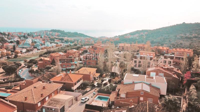 Foto a233d924-b07b-4d07-9373-ed0fbf0779c2. Maison avec cheminée chauffage parking piscine dans Tiana