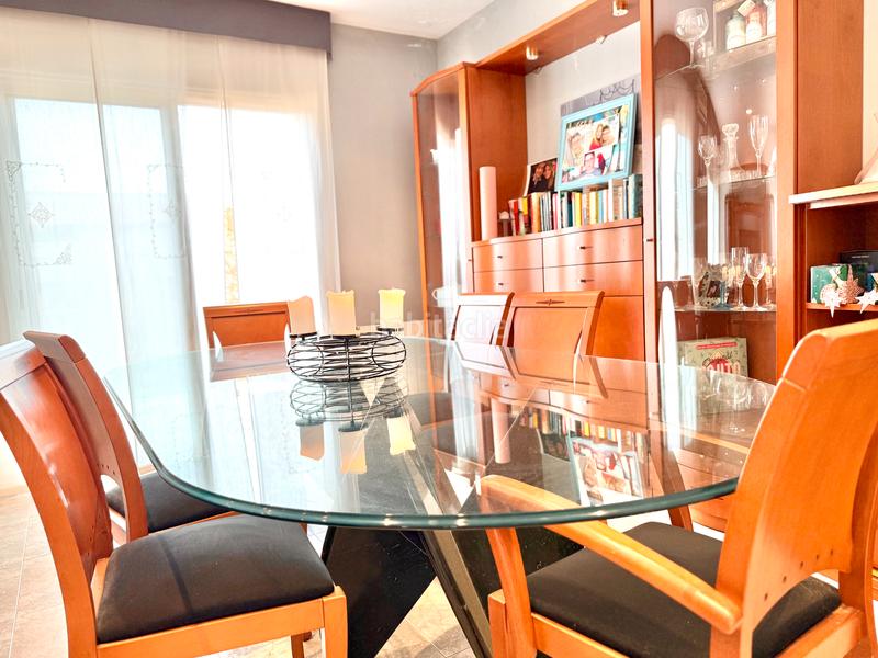 Foto b04e1097-ce5c-4930-a677-95a1404f2a55. Maison avec cheminée chauffage parking piscine dans Tiana