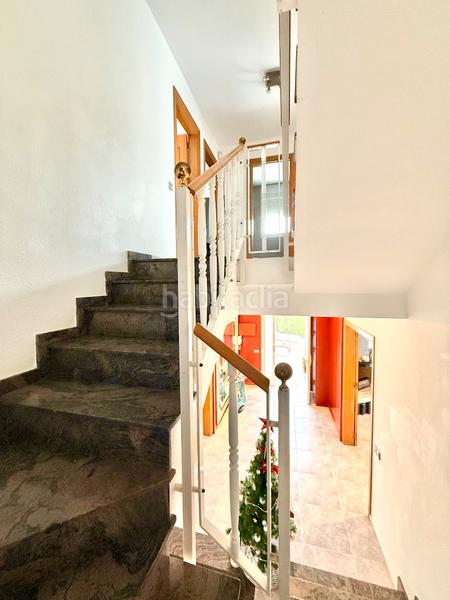 Foto b16f6c16-e824-4a0e-86c6-3dea8fe7ffeb. Maison avec cheminée chauffage parking piscine dans Tiana