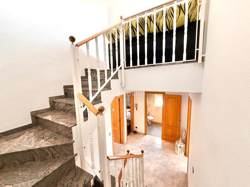 Foto b21b8240-4c70-4773-8e79-5270bc3c10cd. Maison avec cheminée chauffage parking piscine dans Tiana