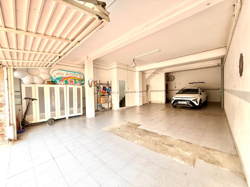 Foto b27b8000-bd03-4141-b262-981881733cc8. Maison avec cheminée chauffage parking piscine dans Tiana