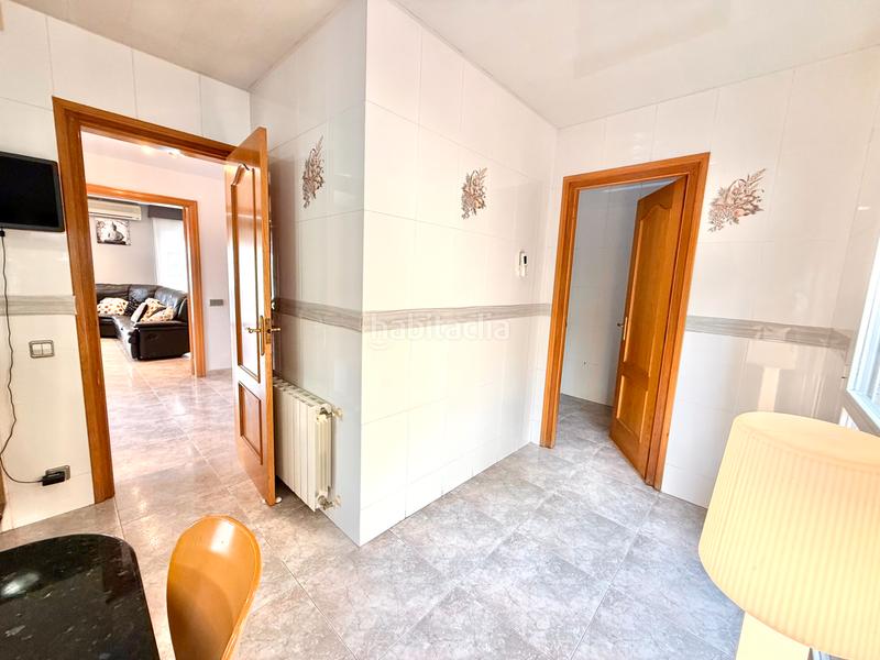 Foto ca14ea2e-cb04-4e8f-886a-87cd0b893463. Maison avec cheminée chauffage parking piscine dans Tiana