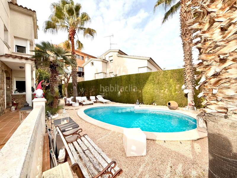 Foto cce8c425-32a0-4246-8521-bc5c811756d8. Maison avec cheminée chauffage parking piscine dans Tiana