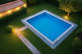 Planta baixa  Carrer de cervantes. Preciosa vivienda con jardin de 85 mts, piscina comun y parquing