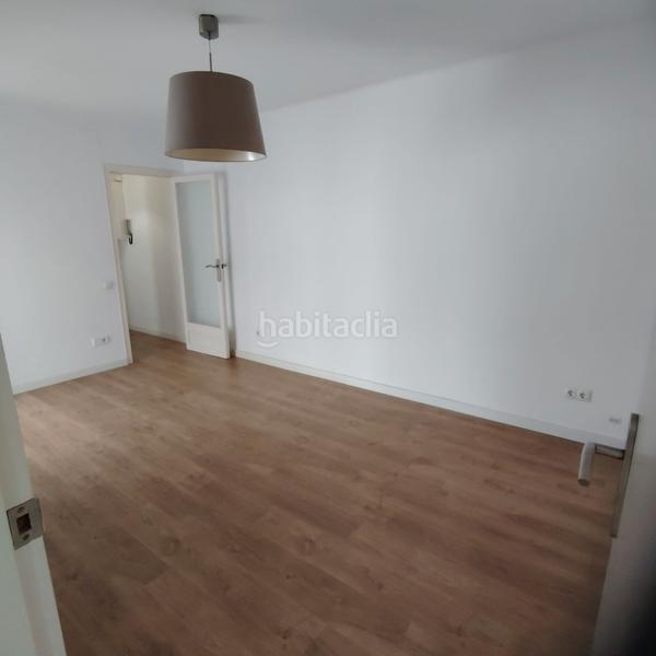 Foto 2fa40313-33ae-4d52-9bb5-53b9cf1a5dcc. Piso coqueta vivienda con terraza 9 metros cuadrados en Tiana