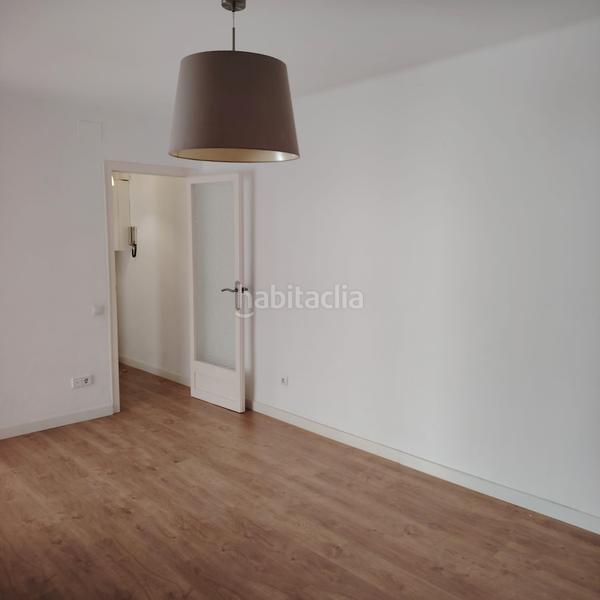 Foto be1c9cc9-dcd3-414c-af48-20c5fbc419ee. Piso coqueta vivienda con terraza 9 metros cuadrados en Tiana