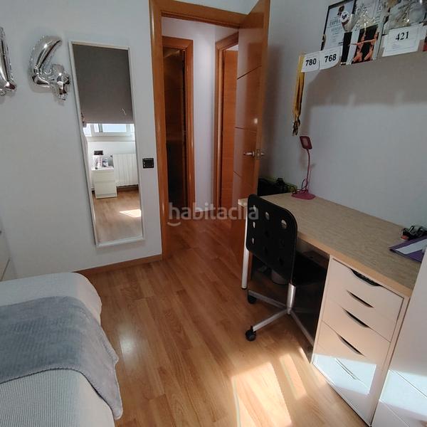 Foto cea39a01-caa0-4554-a90f-0f0b2d9e84b4. Pis a carrer d'andreu vidal 47 a Sant Adrià Nord Sant Adrià de Besòs