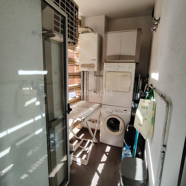 Foto fac2be6b-1cf9-400d-b82f-e96fba8894ba. Pis a carrer d'andreu vidal 47 a Sant Adrià Nord Sant Adrià de Besòs