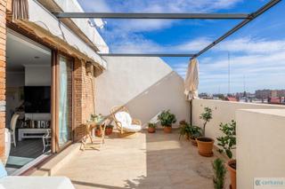 Àtic a Rico cejudo 4 b escale. Sevillaatico