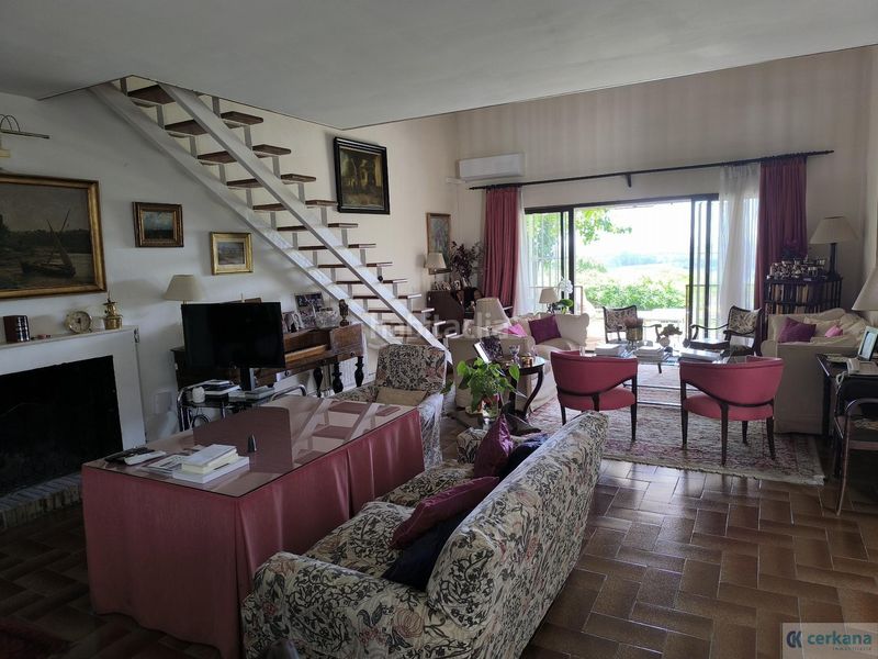 Foto 28df268f-347f-4e9f-b4b7-b4d56a8bee88. Chalet villa en Santa Eufemia Tomares