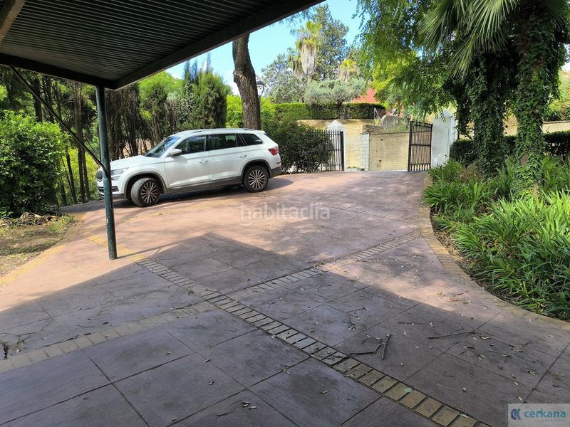 Foto 465a5c66-cd9a-4049-9e49-845bf999f706. Chalet villa en Santa Eufemia Tomares