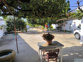 Maison à Alcaldesa maria regla jimenez  162. Espartinascasa