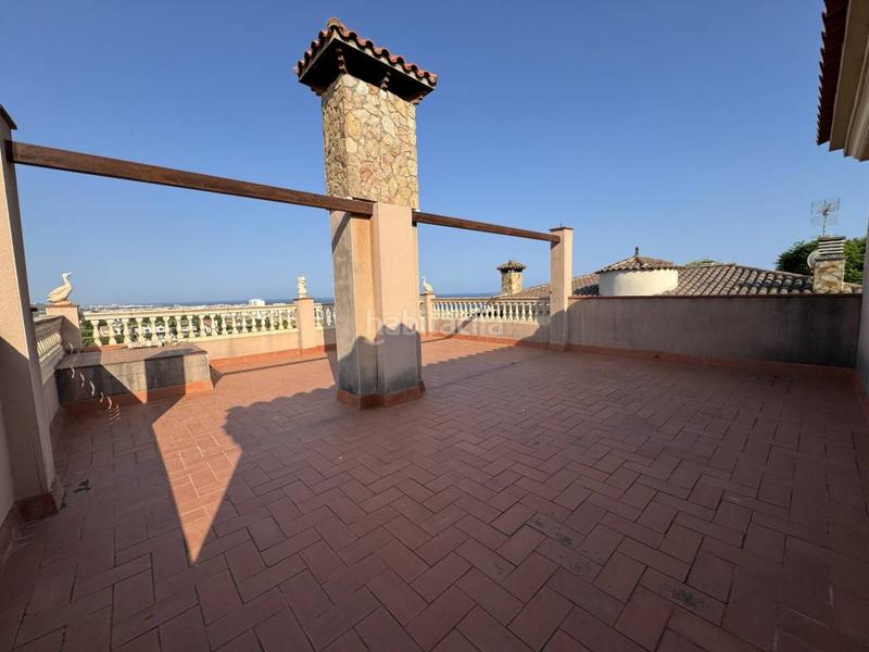 Foto de3e4f0a-6a0f-43e7-992a-d1b9266f6768. Haus mit heizung parking pool in Calella