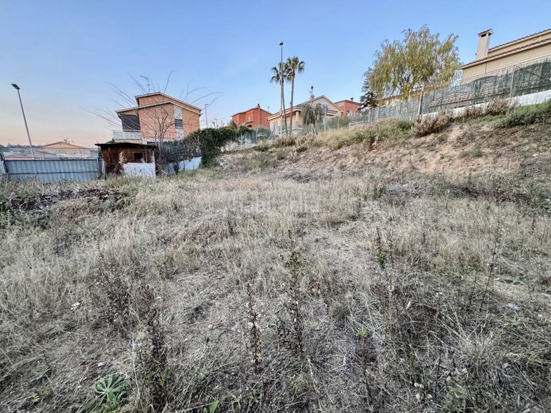 Foto 14d5cfd7-6d8d-453e-be4e-b9dcc4fbe1c9. Terreny residencial a Roca del Vallès (La)