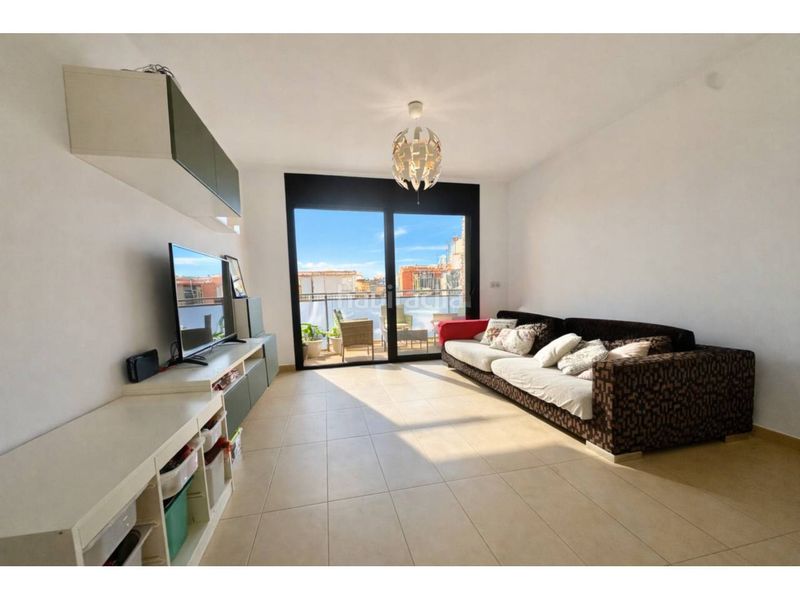 Foto 03220fc3-e072-4701-a702-c80a457d2b50. Pis amb calefacció a Calella