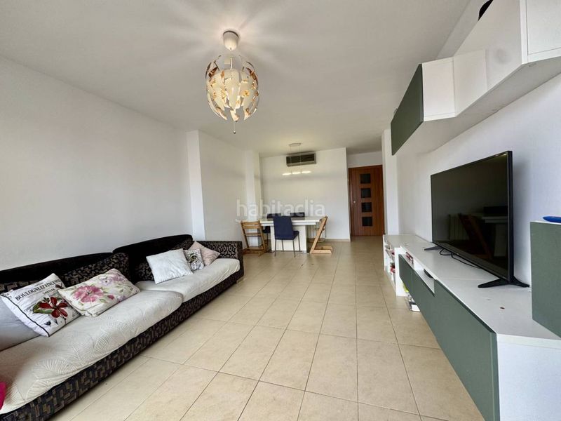 Foto af8289a6-6e76-46fd-a28f-4f68ff68aeb1. Pis amb calefacció a Calella