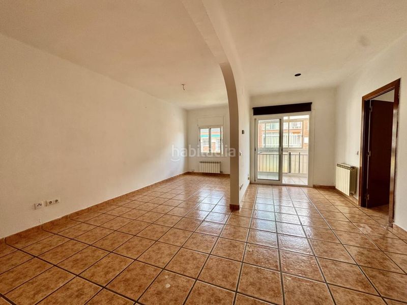 Foto d7016cf8-ba33-438d-9b95-d69c735ddb63. Apartament amb calefacció a Roca del Vallès (La)