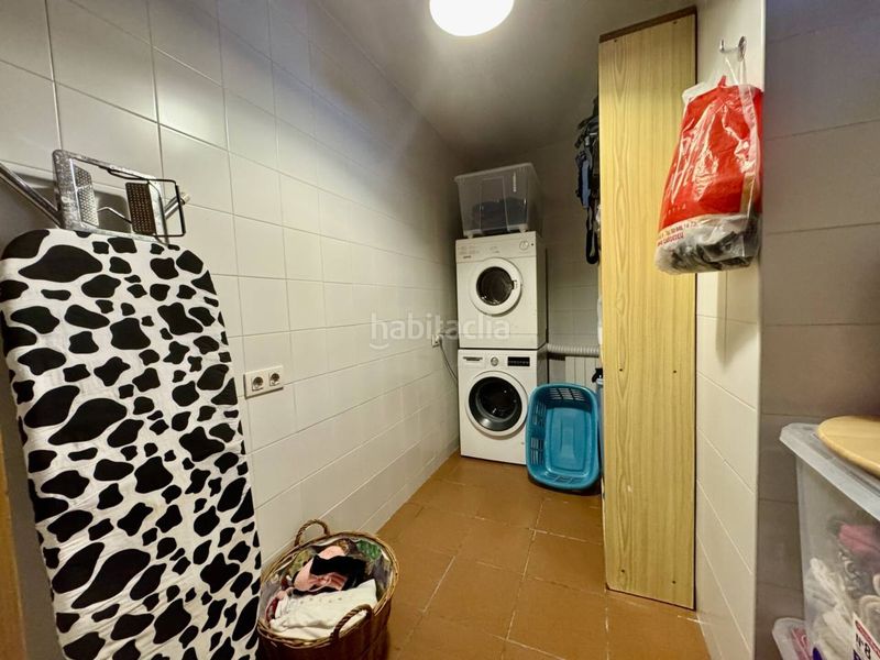 Foto 15cc1b0f-6878-4cb1-9a62-35dd1bd3c993. Casa amb calefacció aparcament a Roca del Vallès (La)