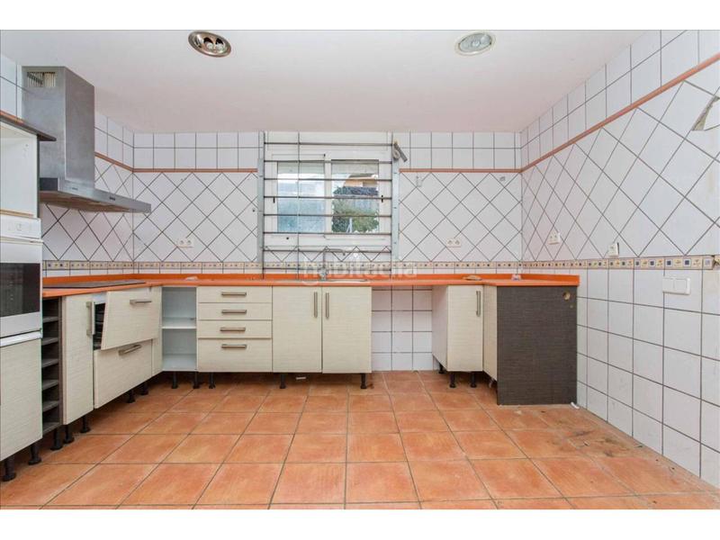 Foto d11c678b-c18c-46ce-8ec8-c41609a14ed9. Casa amb aparcament a Piera