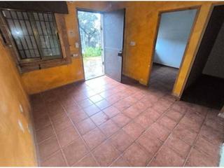 Haus  Circunvalacio. Casa a reformar en esparraguera can vinyals