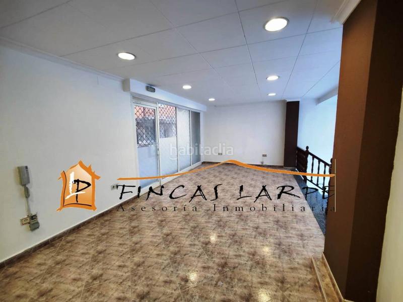 Foto ca2af98e-d2de-4e5e-9a82-808d7dbfec6d. Location local commercial dans Martorell